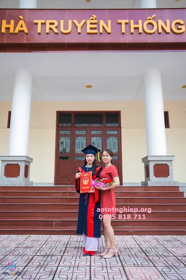 Aó tốt nghiệp cử nhân 07